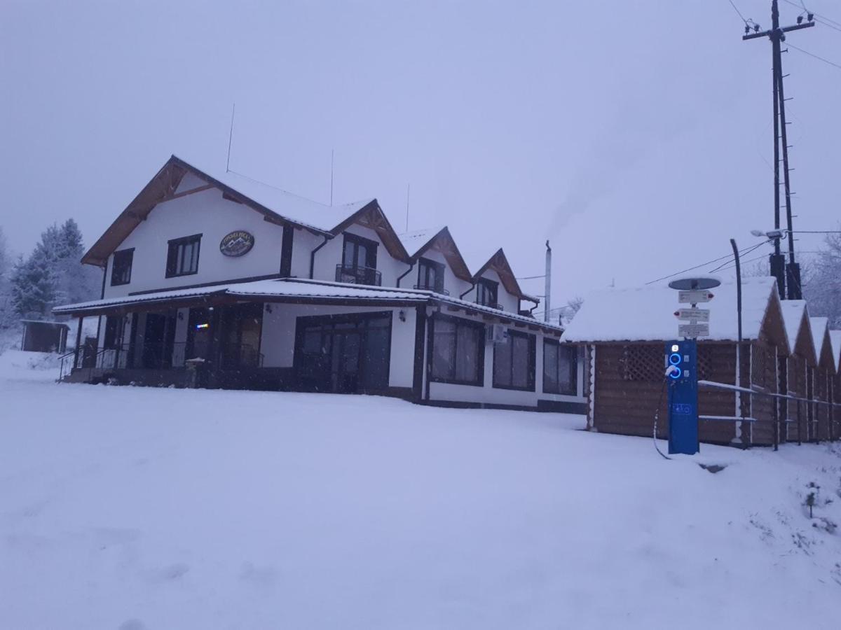 Mountain Dew Hotel Belasovitsa ภายนอก รูปภาพ